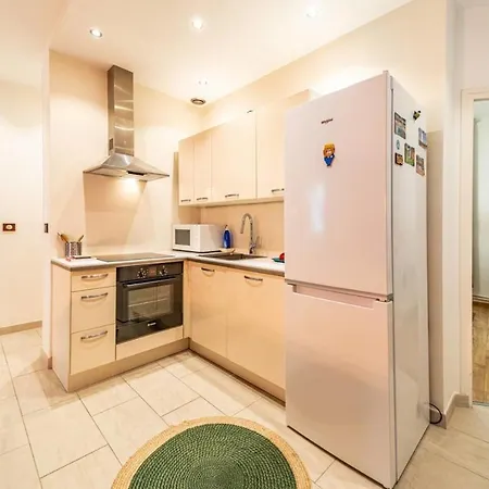 #cq - T2 - Les Antiquaires Appartement Grenoble