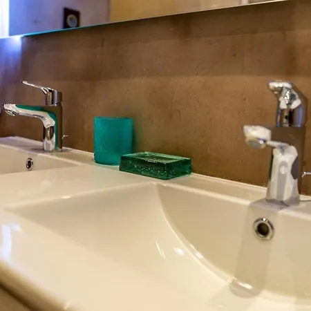 #cq - T2 - Les Antiquaires * Grenoble