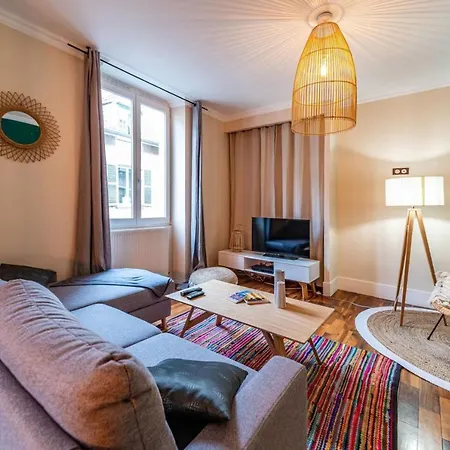 Apartamento #cq - T2 - Les Antiquaires