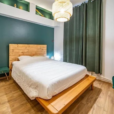 #cq - T2 - Les Antiquaires Apartment