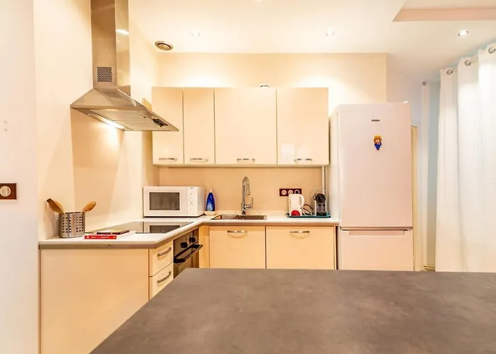 #cq - T2 - Les Antiquaires Apartment